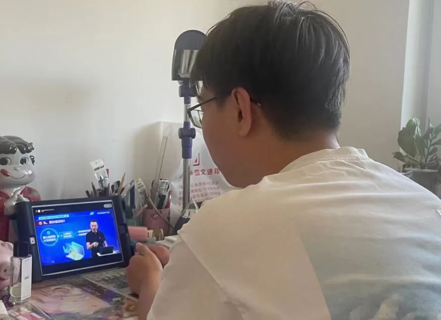 BB8D